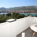 Poseidon Apartament *