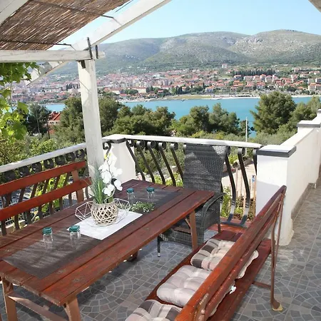 Poseidon Apartament *